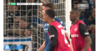 要爆冷？德国杯半决赛，德丙队比勒菲尔德上半场2-1领先勒沃库森